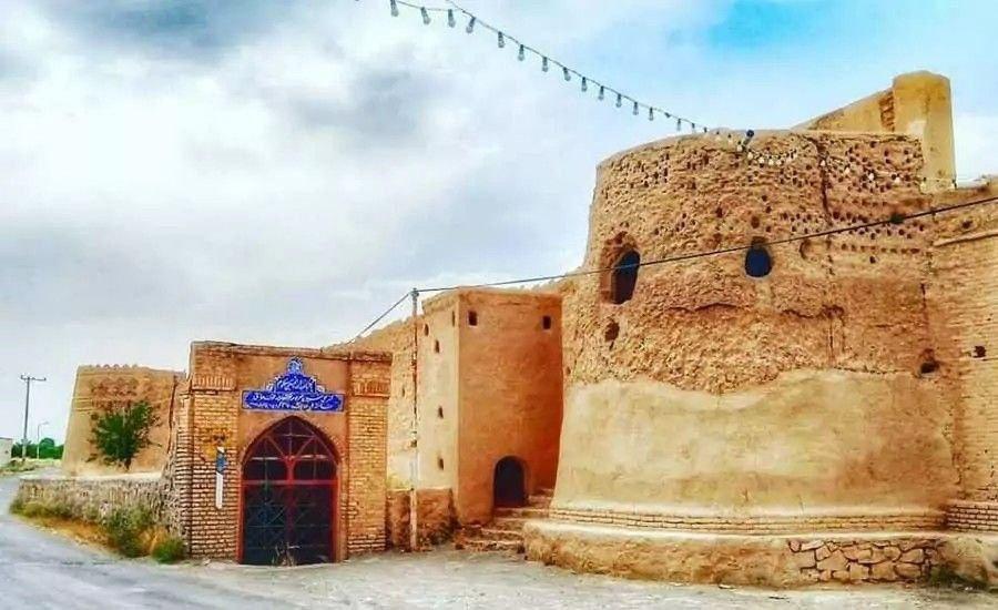 قلعه روستای دولت آباد نیزار قم