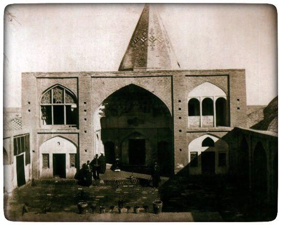 خاکفرج، امام‌زاده احمد