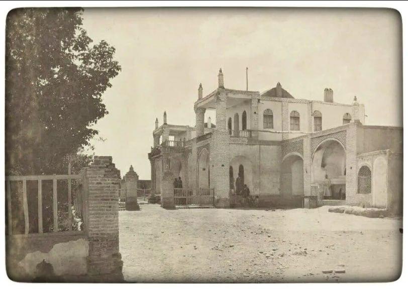 مهمانخانه مهندسیه قم در سال ۱۸۹۴ م