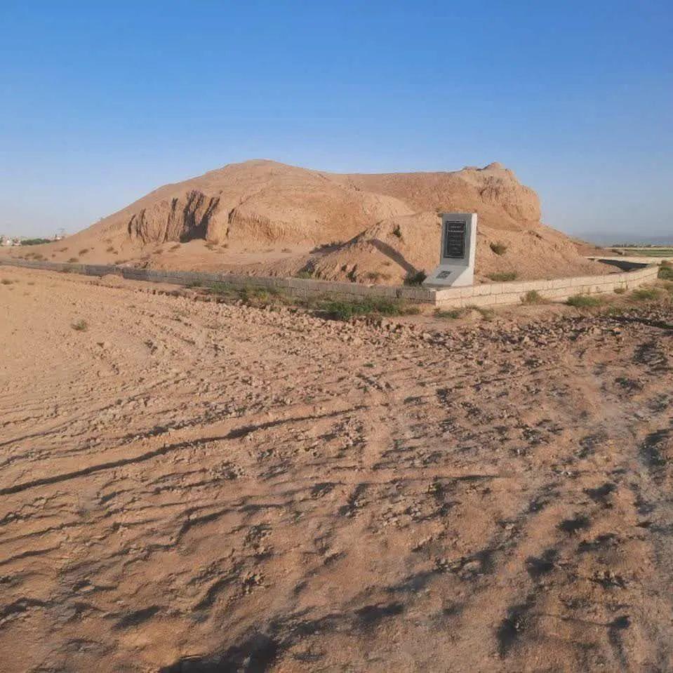 تپه قلعه مبارک آباد