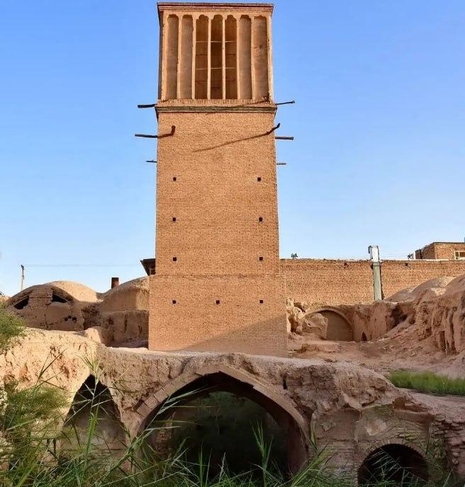 بادگیر قمرود