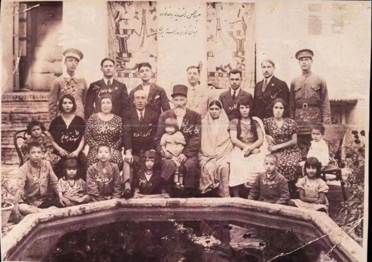 میرزا حسن رشدیه و خانواده